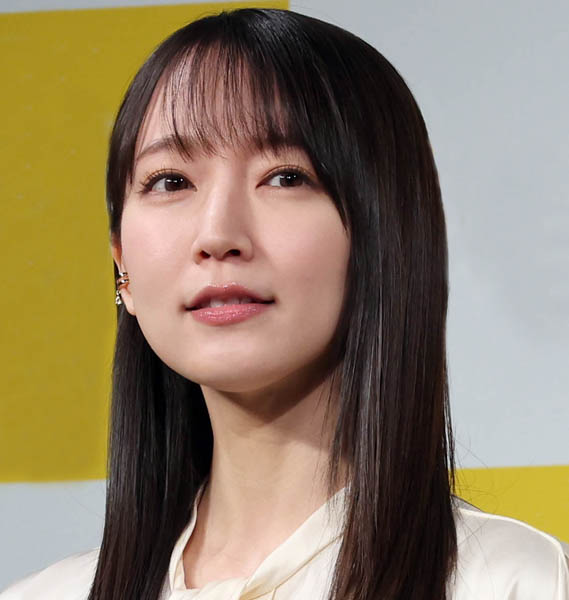 吉岡里帆“ど根性女優”の原点「欲しいものは自分の力で…」所属事務所休業で移籍も仕事絶好調｜日刊ゲンダイDIGITAL