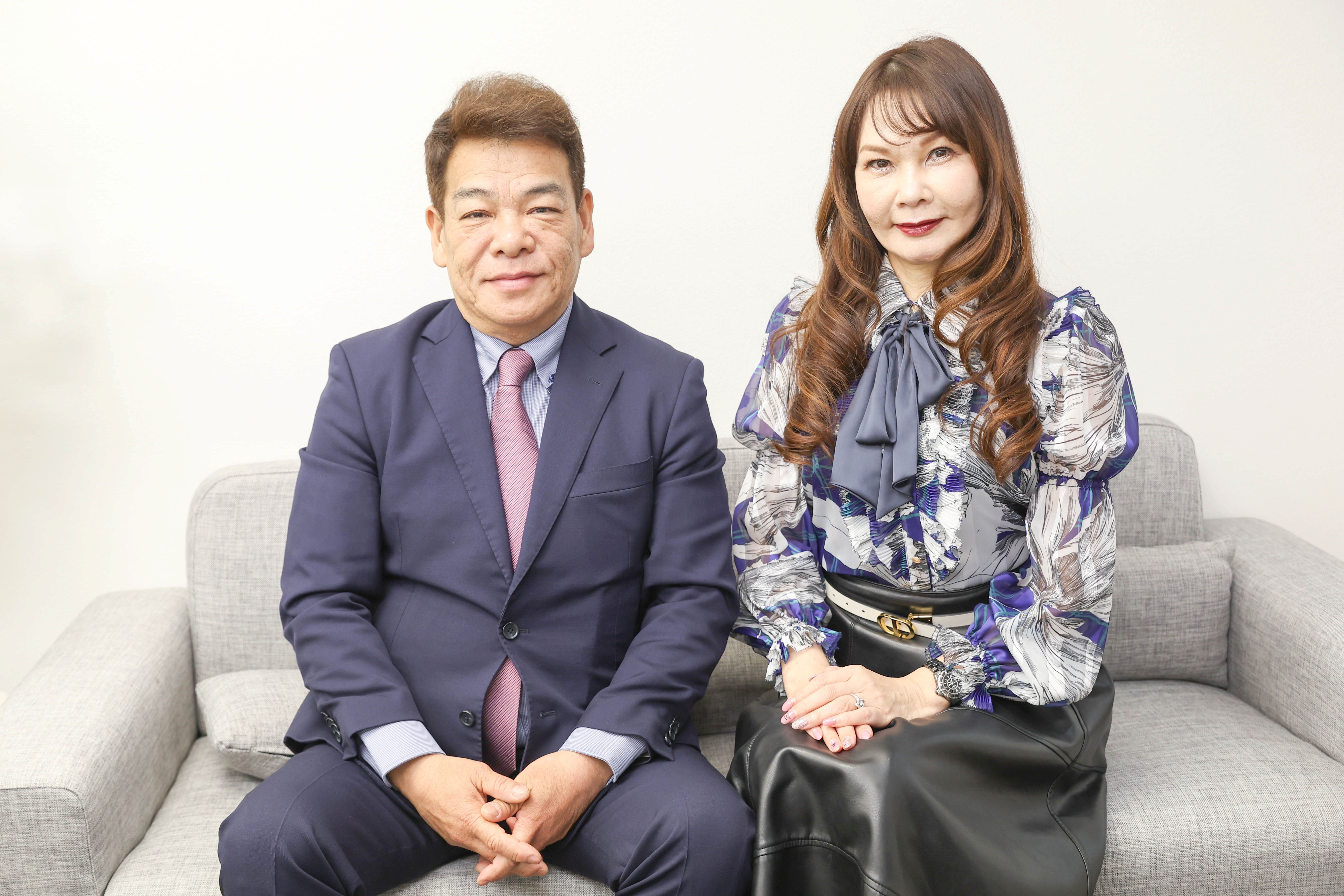 内田さん（左）とマリーミー代表の植草美幸氏（Ｃ）日刊ゲンダイ
