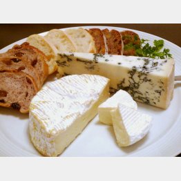 チーズの需要は拡大中（Ｃ）日刊ゲンダイ