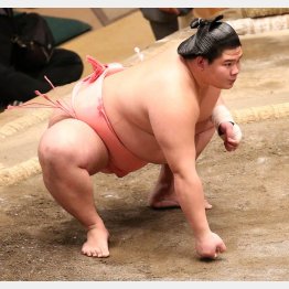 スー女（相撲ファンの女性）から絶大な支持を得る宇良和輝（31）／（C）日刊ゲンダイ