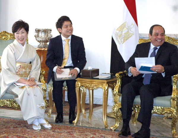 都知事就任以前はエジプトのシン大統領と会談（代表撮影・共同）