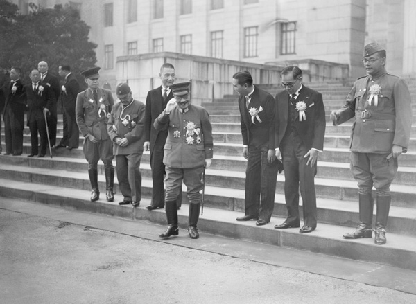 東條英機が書き残していた手記から見えてきた「怖さ」｜日刊ゲンダイ