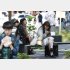 今の大学生はスマホで「文字を聴く」（写真はイメージ）／（Ｃ）日刊ゲンダイ