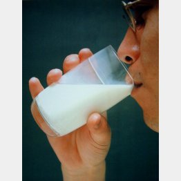 牛乳が効く（写真はイメージ）（Ｃ）日刊ゲンダイ