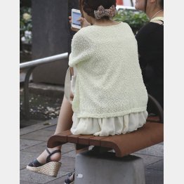 非喫煙者の若い女性に肺がん増加（写真はイメージ）／（Ｃ）日刊ゲンダイ