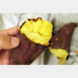 食物繊維が豊富な芋も食べ過ぎれば体重増加に…（Ｃ）日刊ゲンダイ