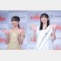 ミスマガジン2024 ミス週刊少年マガジンの花城奈央（右）、昨2023年同賞の西尾希美と（Ｃ）日刊ゲンダイ