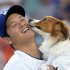 大谷と愛犬デコピン（Ｃ）ロイター／USA TODAY Sports