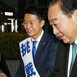 公示直前には師匠・野田立憲民主代表も応援入り（左奥が、水沼秀章氏）／（Ｃ）日刊ゲンダイ