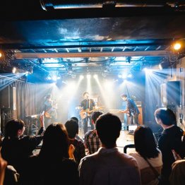 先生を主役にしたライブイベントの様子（提供写真）