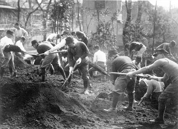 シリーズ「昭和の亡霊・7つの戦時用語」(36)帝国陸軍が生んだ シリーズ「昭和の亡霊・7つの戦時用語」(36)帝国陸軍が生んだ