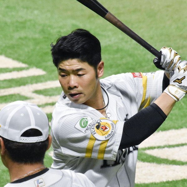ソフトB近藤健介離脱で迫られる「取扱注意」ベテラン2人の起用法