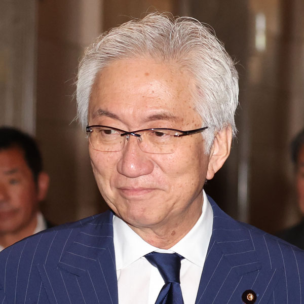自民・西田昌司議員「ひめゆりの塔」巡る暴言が飛び出した「憲法シンポジウム」主催者たちの正体|日刊ゲンダイDIGITAL