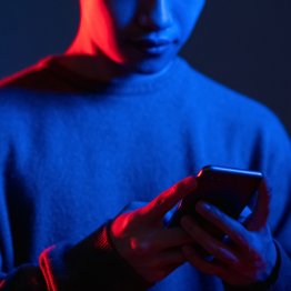 10代のオンラインカジノ経験者が約18万人も(C)iStock