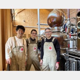 左から門田さん、鬼頭さん、小元さん(提供写真)
