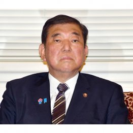 何も変えられず、何もやらず、目的や方向もなく…(C)日刊ゲンダイ