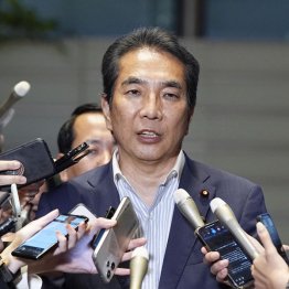 国民がコメ高騰や不足に苦しんでいる最中、言葉を失う江藤拓農相の「コメ買ったことない」発言(C)共同通信社