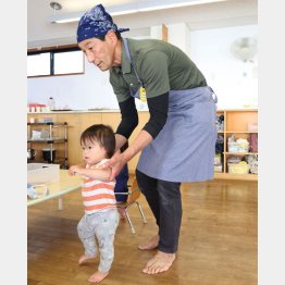 0歳児と1歳児合わせて20人の園児を担当(C)日刊ゲンダイ