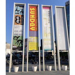 外国人労働者の美術作品展が行われていた(提供)筆者