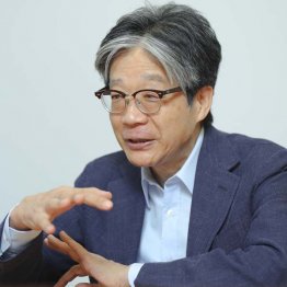 東大名誉教授の渡辺努氏(C)日刊ゲンダイ