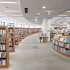 太陽光が差し込む（「羽曳野市立中央図書館」提供）