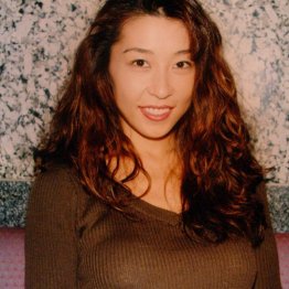 愛をAVにスカウトした後藤えり子(C)日刊ゲンダイ