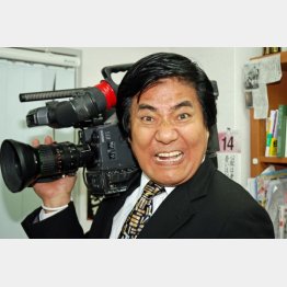 村西とおる監督が誕生(c)日刊ゲンダイ