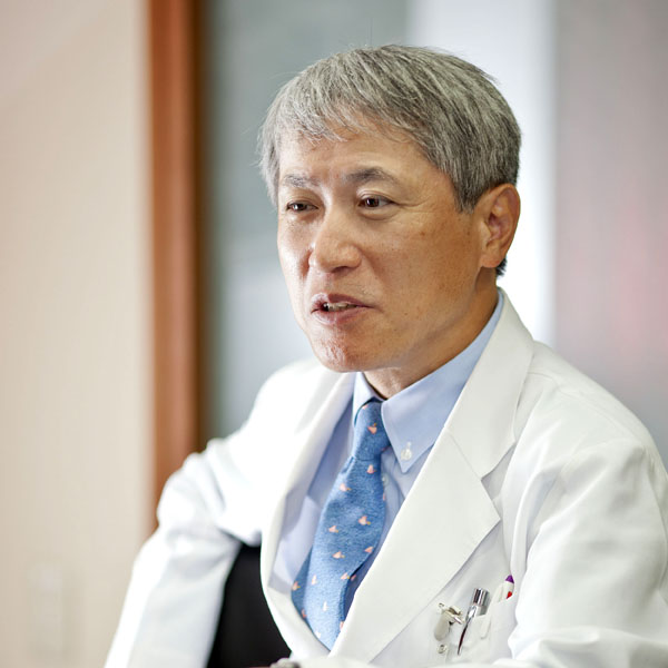 白内障がもたらす視力低下：健康寿命を縮めるリスクと対策｜眼科医が解説