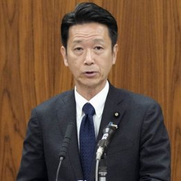 政倫審で裏金問題を弁明する自民・長峯誠=2月。選挙戦では一切触れず(C)共同通信社