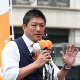指示するつもりは全くないが、くだんの発言に対する左派・リベラル系の反応にも違和感(C)日刊ゲンダイ