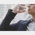 暑いのはわかるけど（写真:iStock）