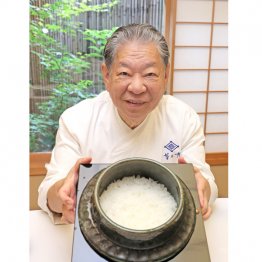 「おいしい米は冷めても味が落ちません」と、京都の老舗料亭「菊乃井」3代目主人・村田吉弘さん(C)日刊ゲンダイ