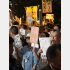 夜の官邸前にギッシリ（Ｃ）日刊ゲンダイ