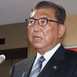 居直りの裏には何が?(C)日刊ゲンダイ