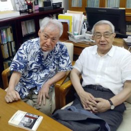 斎藤驍(左)と筆者(提供写真)