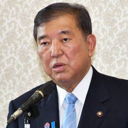 国とためとかと言って、ただ続けたいだけではないか(C)日刊ゲンダイ