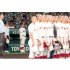 甲子園1勝後、出場を辞退した広陵ナインと中井哲之監督（Ｃ）日刊ゲンダイ