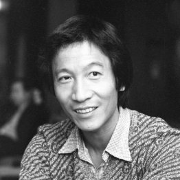 稀代のヒットメーカー、作曲家の筒美京平(C)共同通信社