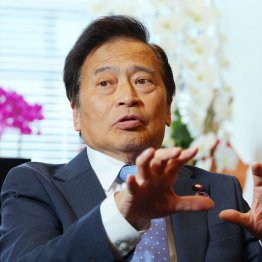 ラサール石井氏(C)日刊ゲンダイ