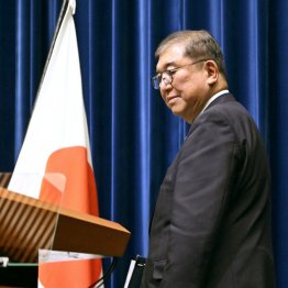 退陣は当然だが…(C)共同通信社