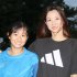 元陸上選手の城下麗奈さん。お嬢さんと（Ｃ）日刊ゲンダイ