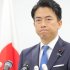 出馬会見もカンペ頼みだった…（Ｃ）日刊ゲンダイ