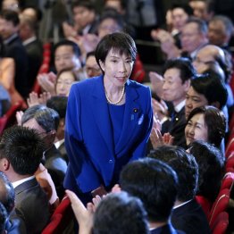 裏金議員待望の高市早苗新総裁(C)共同通信社