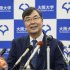 ノーベル生理学・医学賞の受賞が決まり、会見する大阪大の坂口志文特任教授（Ｃ）共同通信社