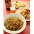 上から皿ワンタン、葱油豆腐、カレー焼麺（Ｃ）日刊ゲンダイ