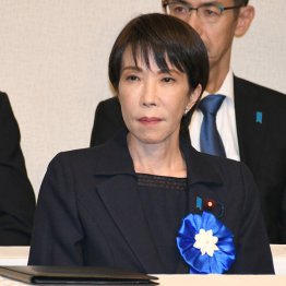 外交的成果は何もないのにバブル支持（Ｃ）日刊ゲンダイ