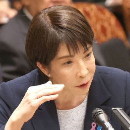 大暴走（Ｃ）日刊ゲンダイ