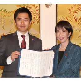 無駄遣いしているのは…（Ｃ）日刊ゲンダイ