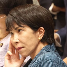 強烈な意固地（Ｃ）日刊ゲンダイ