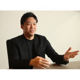 ネクサスグループの星野万里社長（Ｃ）日刊ゲンダイ